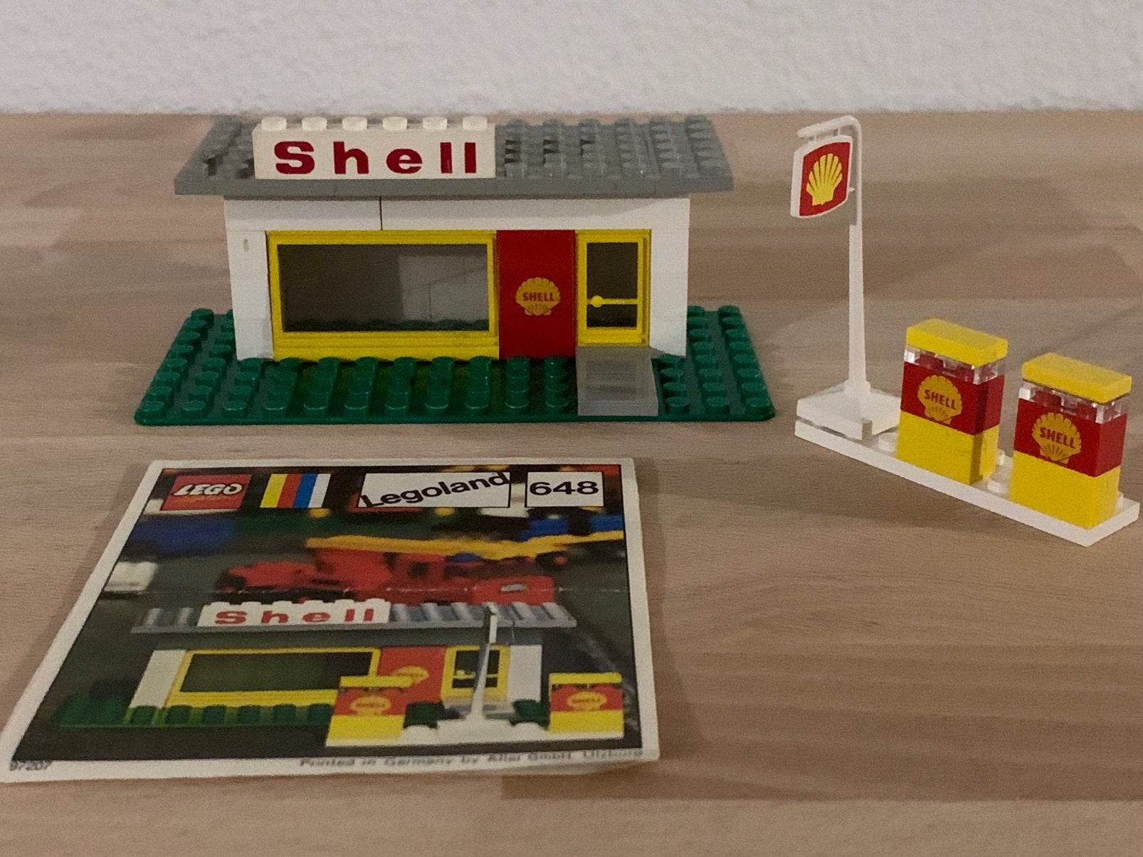 Lego classic vintage 648 shell tankstation met boekje, Lego, Ophalen of Verzenden, Complete set, City