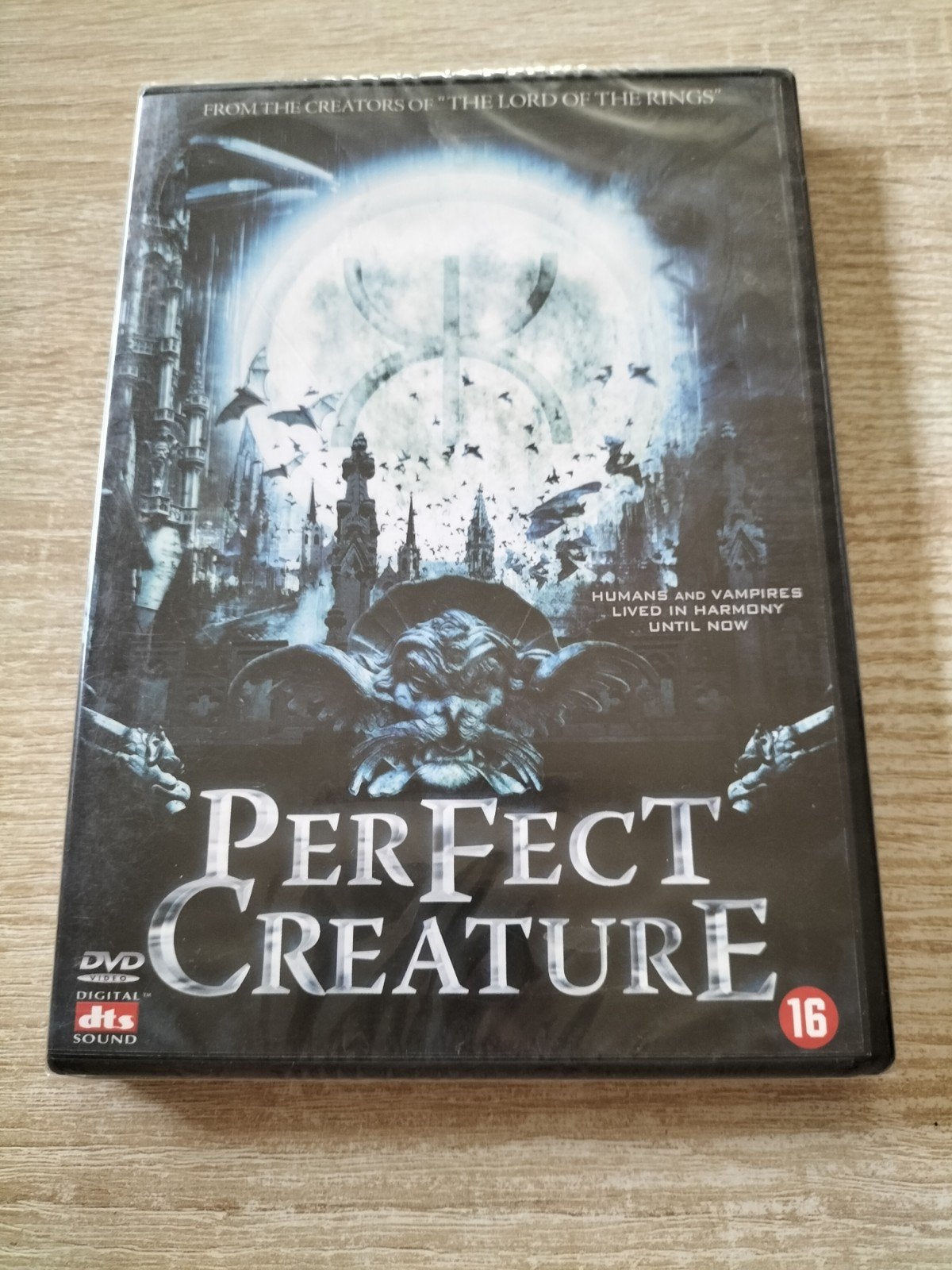 Perfect creature, Ophalen of Verzenden, Nieuw in verpakking