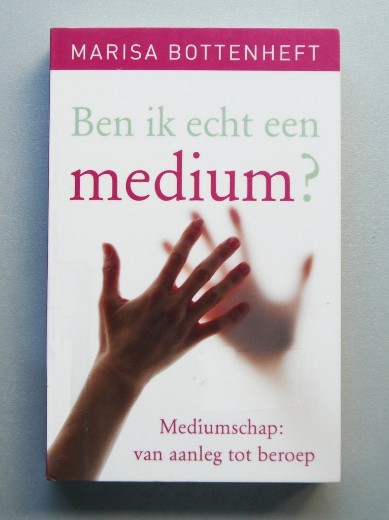 Ben ik echt een medium?, Boeken, Ophalen of Verzenden, Zo goed als nieuw, Spiritualiteit algemeen, Achtergrond en Informatie