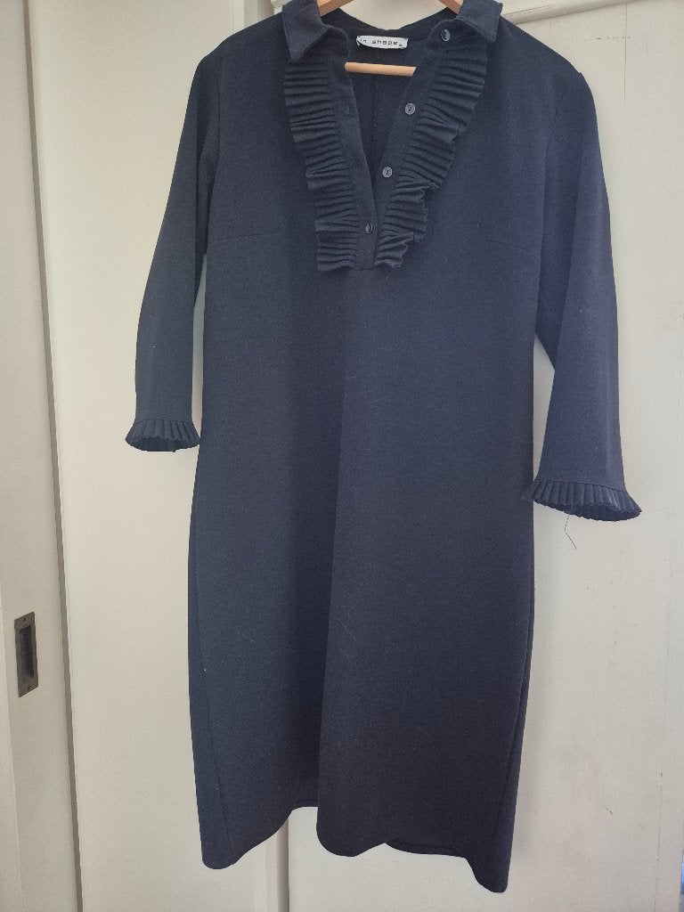 Zwarte jurk met ruches - In Shape XL, Zwart, Maat 46/48 (XL) of groter, Ophalen of Verzenden, Zo goed als nieuw