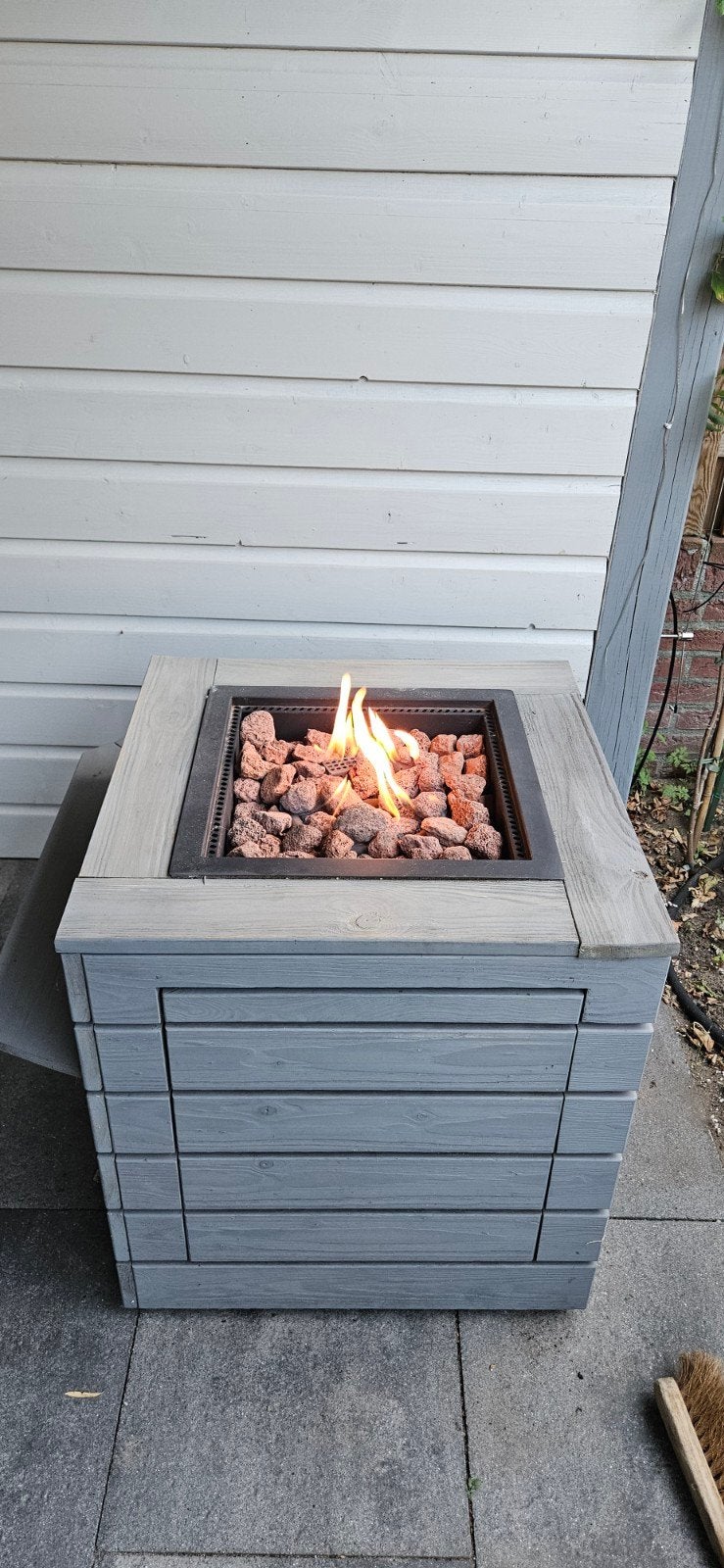 Stijlvolle Livin' Flame buitenhaard / vuurtafel, Ophalen, Gebruikt