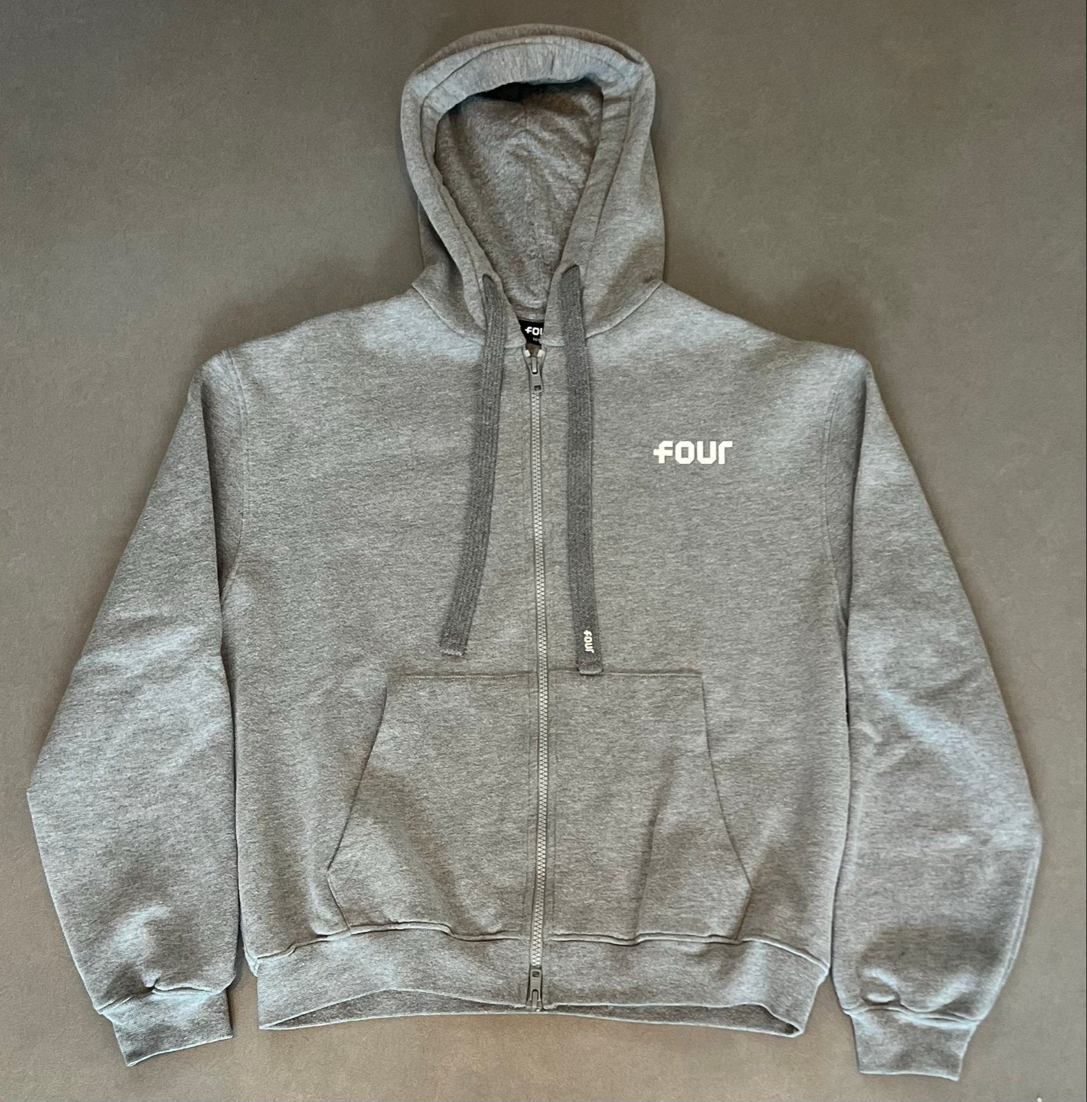 FOUR Amsterdam Hoodie Grijs - Maat 16YR, Ophalen, Zo goed als nieuw, Maat 46 (S) of kleiner, Grijs