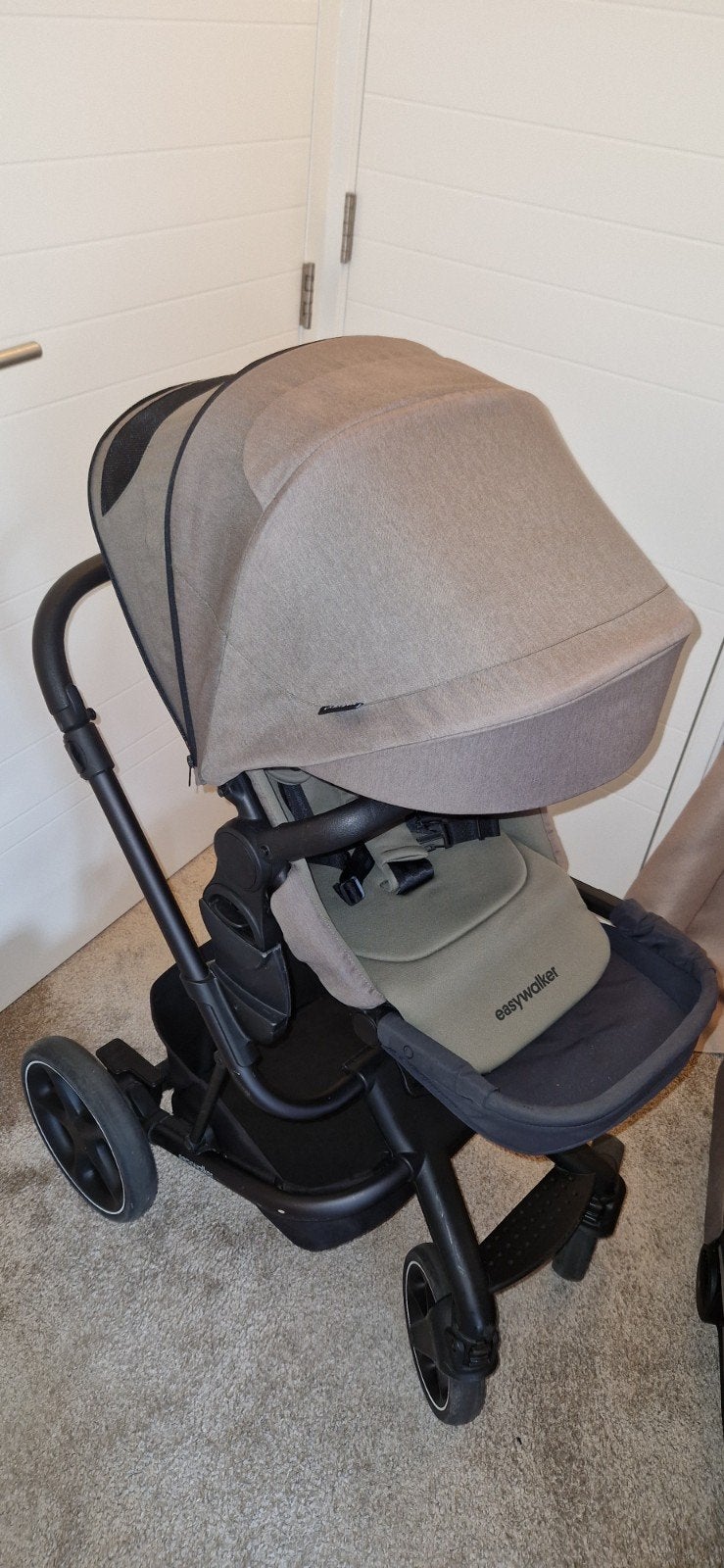 Easywalker Harvey 3 kinderwagen met reiswieg en adapters, Kinderen en Baby's, Kinderwagens en Combinaties, Gebruikt, Combiwagen