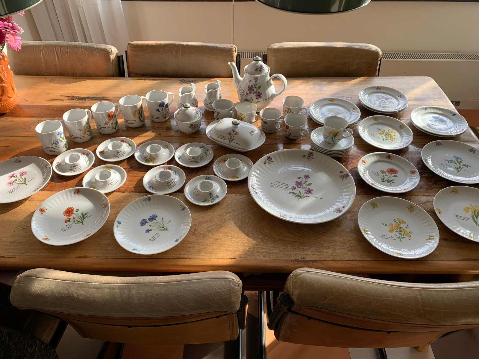 Exclusief Libelle Porselein Servies - Compleet met Bloemen, Gebruikt, Overige merken, Vintage, Ophalen of Verzenden