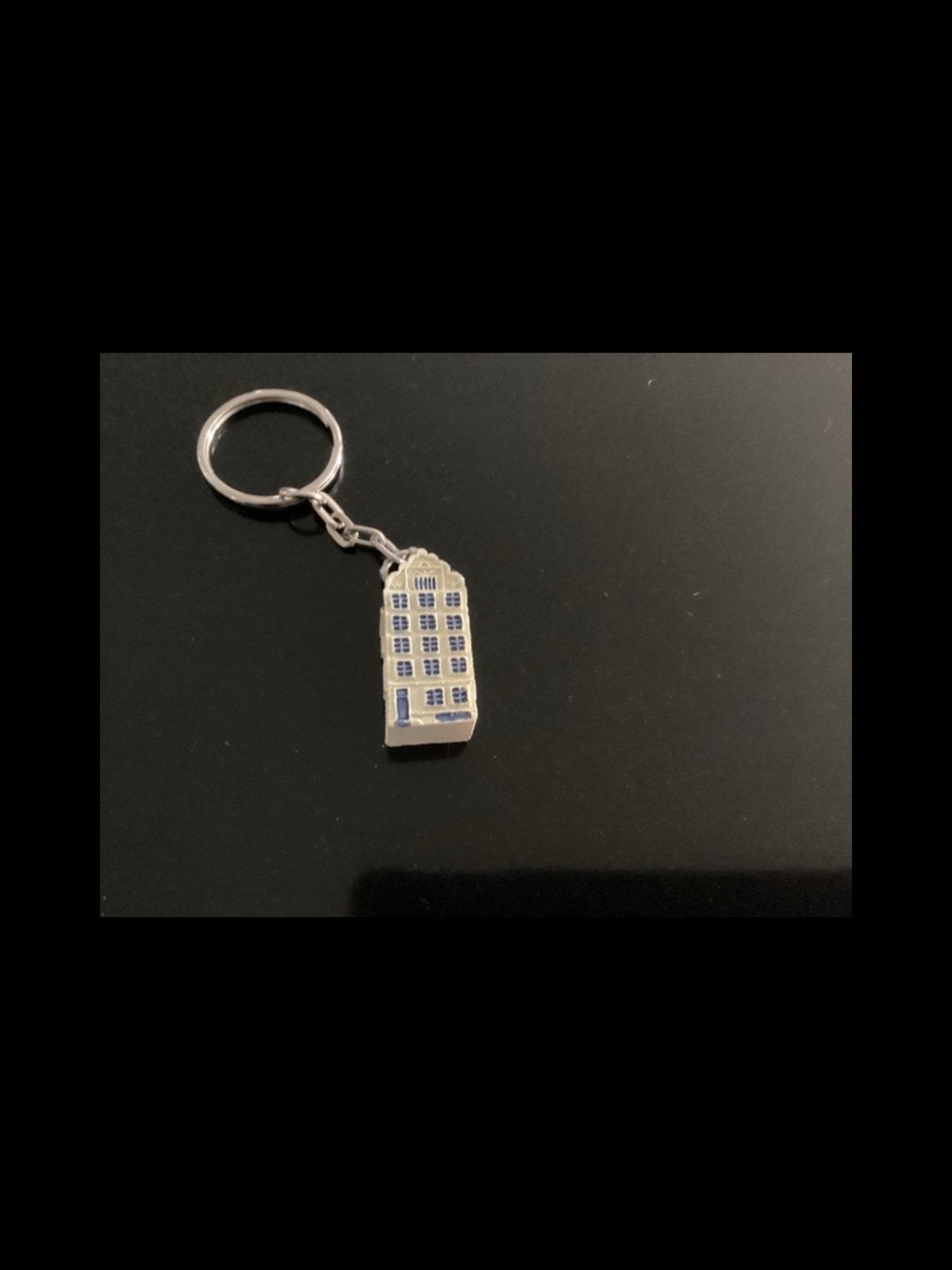 KLM Delfts Blauw huisje sleutelhanger, Verzamelen, KLM Huisjes, Ophalen of Verzenden, Nieuw, 81 t/m 91