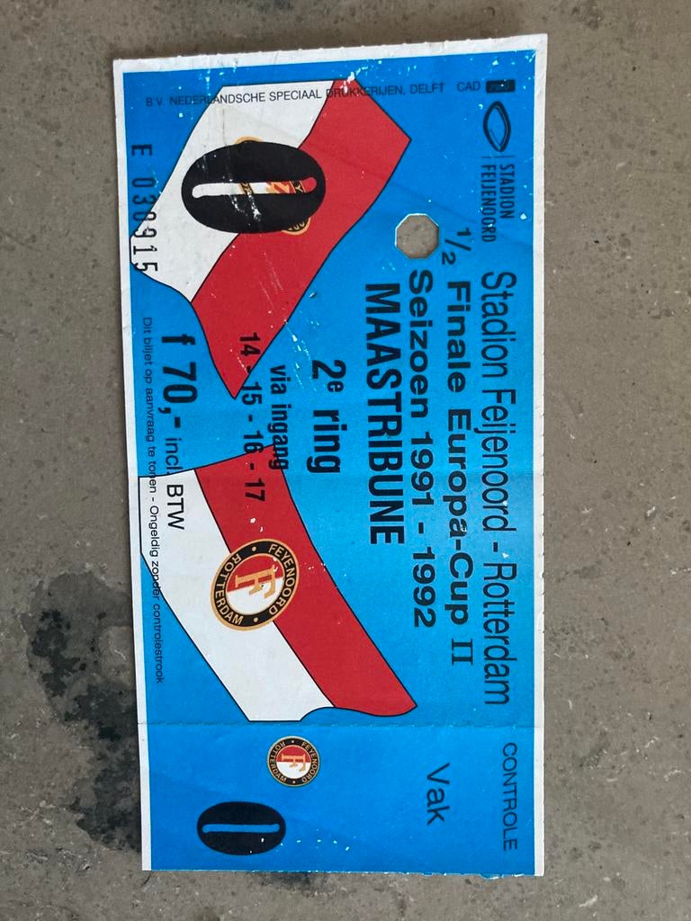 TICKET FEYENOORD HALVE FINALE EC II 91-92, Ophalen of Verzenden, Zo goed als nieuw, Feyenoord, Overige typen