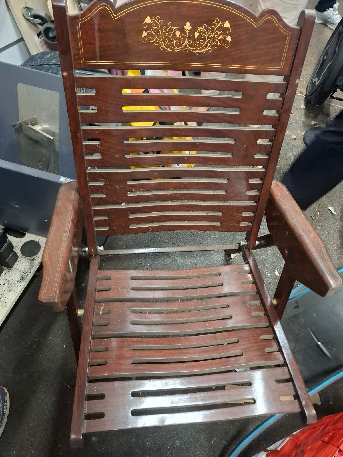 Antieke houten bijzettafels (2 stuks) en klapstoelen (2stuk, Antiek en Kunst, Ophalen