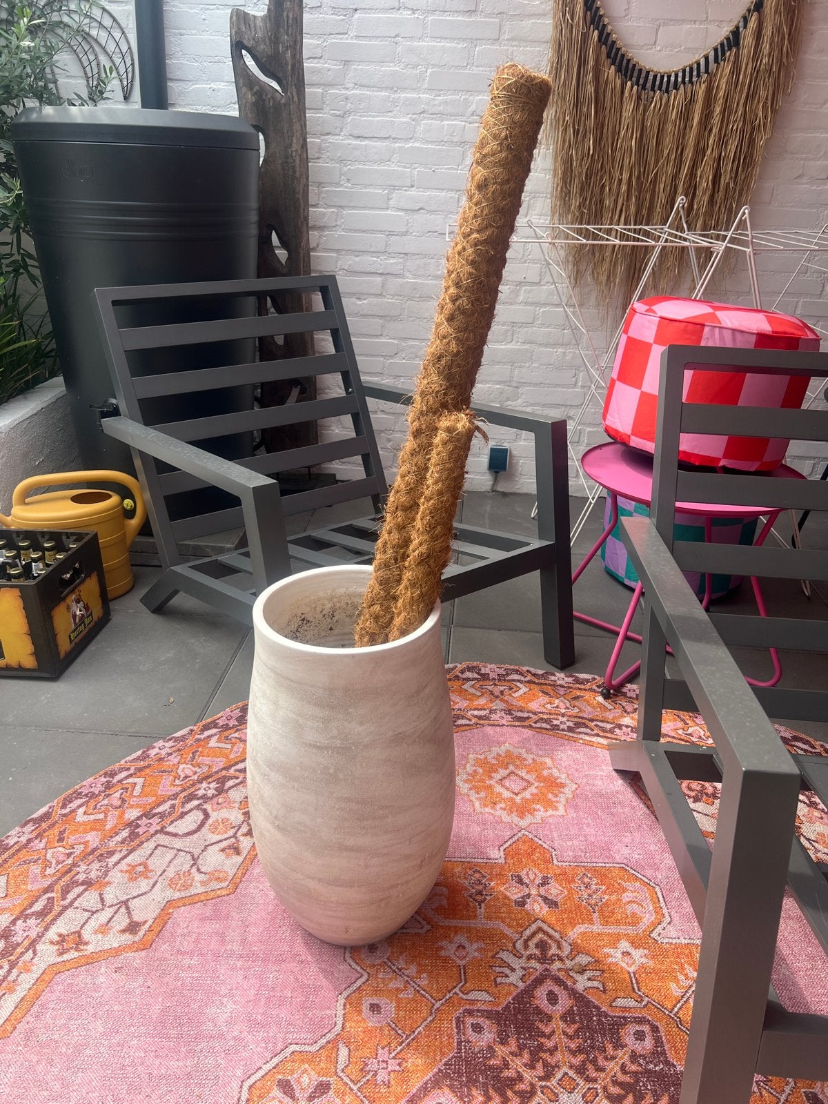 Grote bloempot van aardewerk, zo goed als nieuw, Rond, Binnen, Zo goed als nieuw, Aardewerk