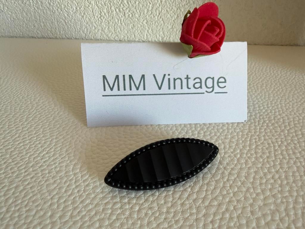 R271/Antieke Gitten zwarte ( rouw) Broche, Sieraden, Tassen en Uiterlijk, Antieke sieraden, Verzenden, Overige materialen, Broche