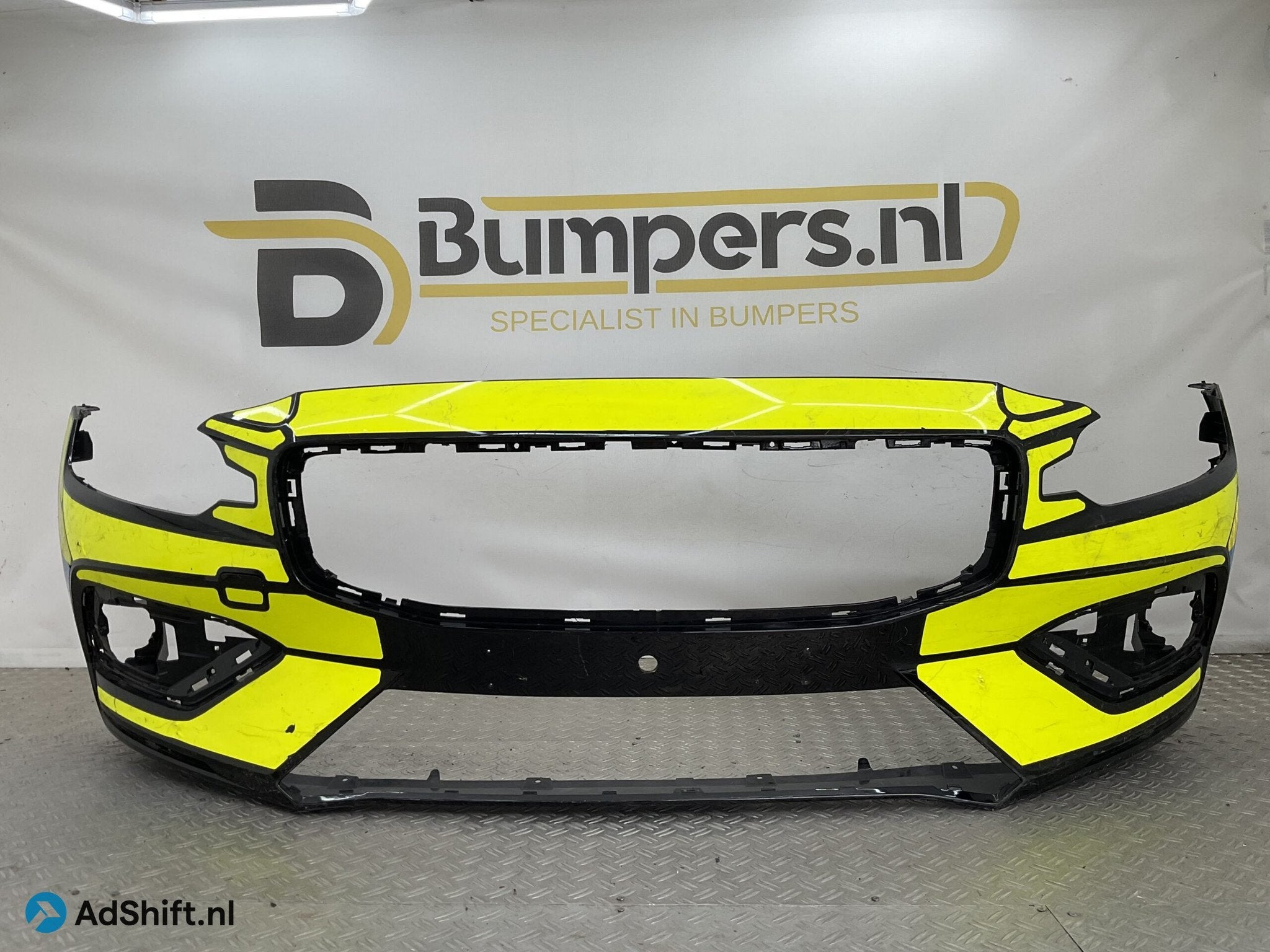 Bumper Volvo S60 V60 2018-2022 31690589 Voorbumper E5-22982, Bumper