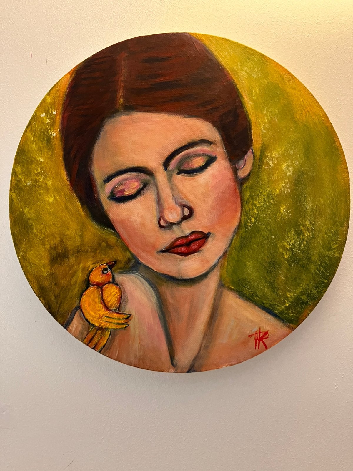 Rond  botanisch schilderij vrouw en vogel “ silence whisper”, Ophalen of Verzenden
