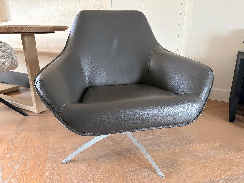 Montèl Maxi draaifauteuil grijs leer/stof, weinig gebruikt, Ophalen, Leer, 75 tot 100 cm, Zo goed als nieuw