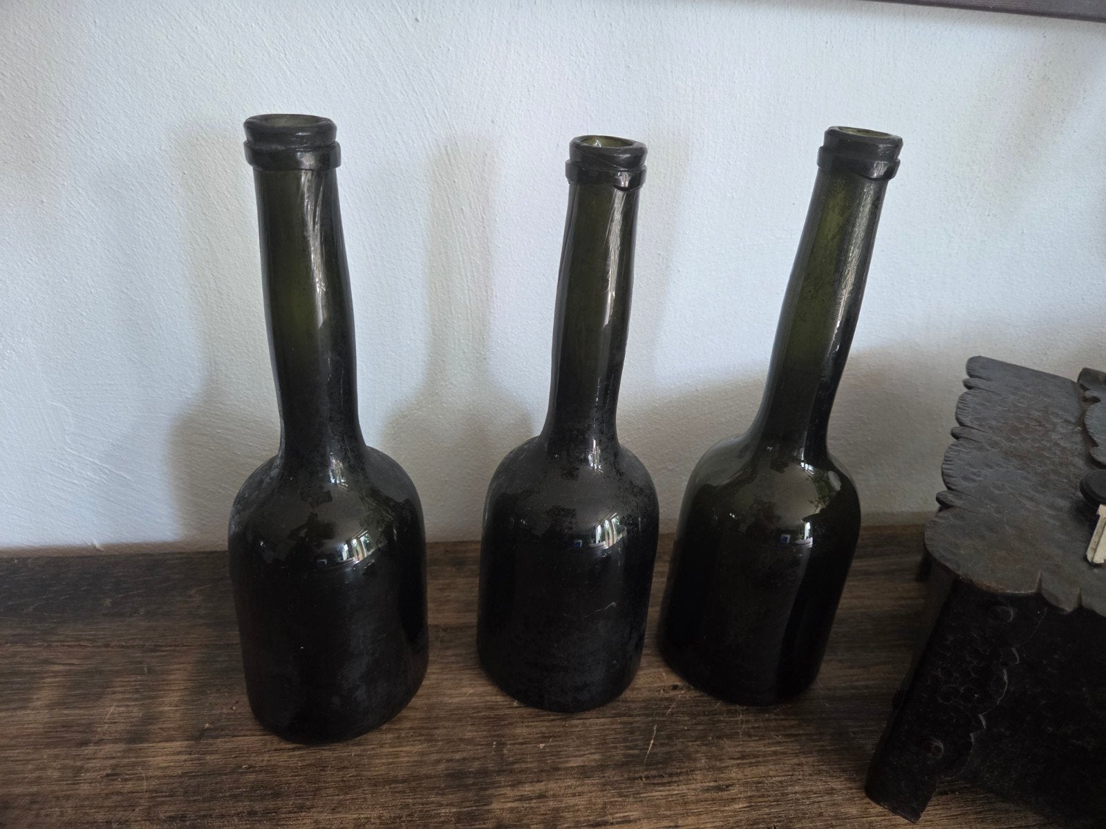 Antieke 18e-eeuwse Lady Leg flessen - Bodemvondst, Ophalen of Verzenden