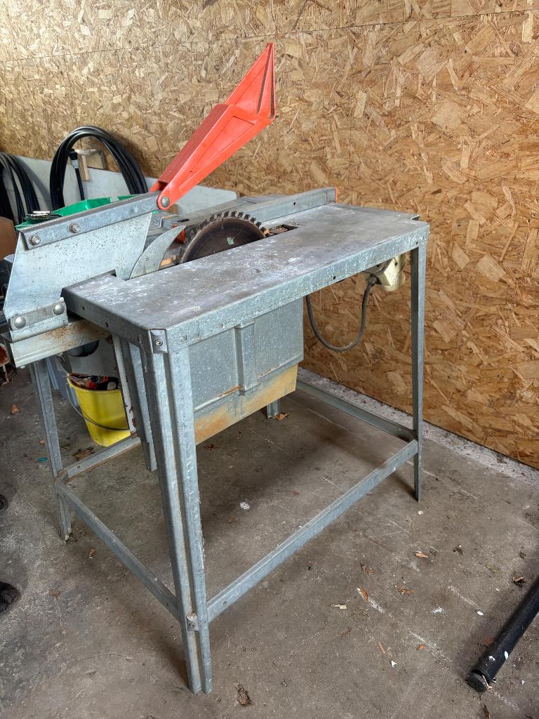 Cirkelzaag, Doe-het-zelf en Verbouw, Gereedschap | Zaagmachines, Ophalen, Gebruikt, Cirkelzaag, Onbekend
