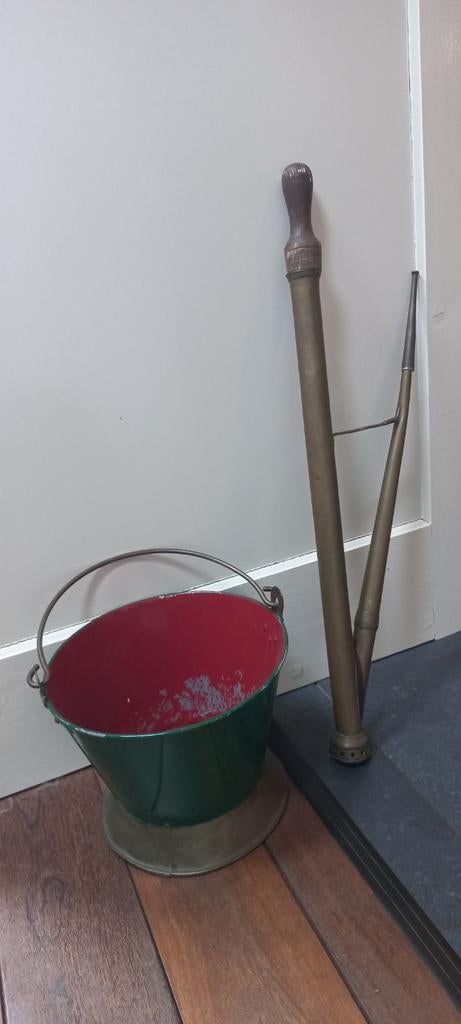 Vintage Brandemmer en Bluspomp, Ophalen