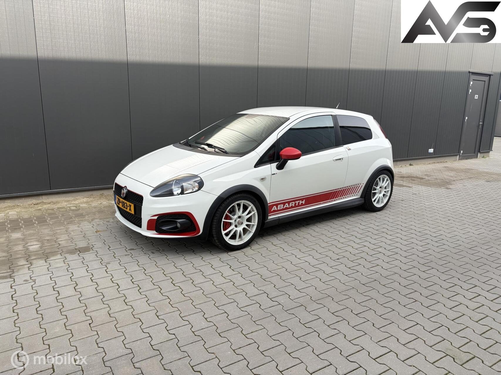 Fiat Grande Punto 1.4-16V Abarth, Auto's, Voorwielaandrijving, 1160 kg, 15 km/l, Gebruikt
