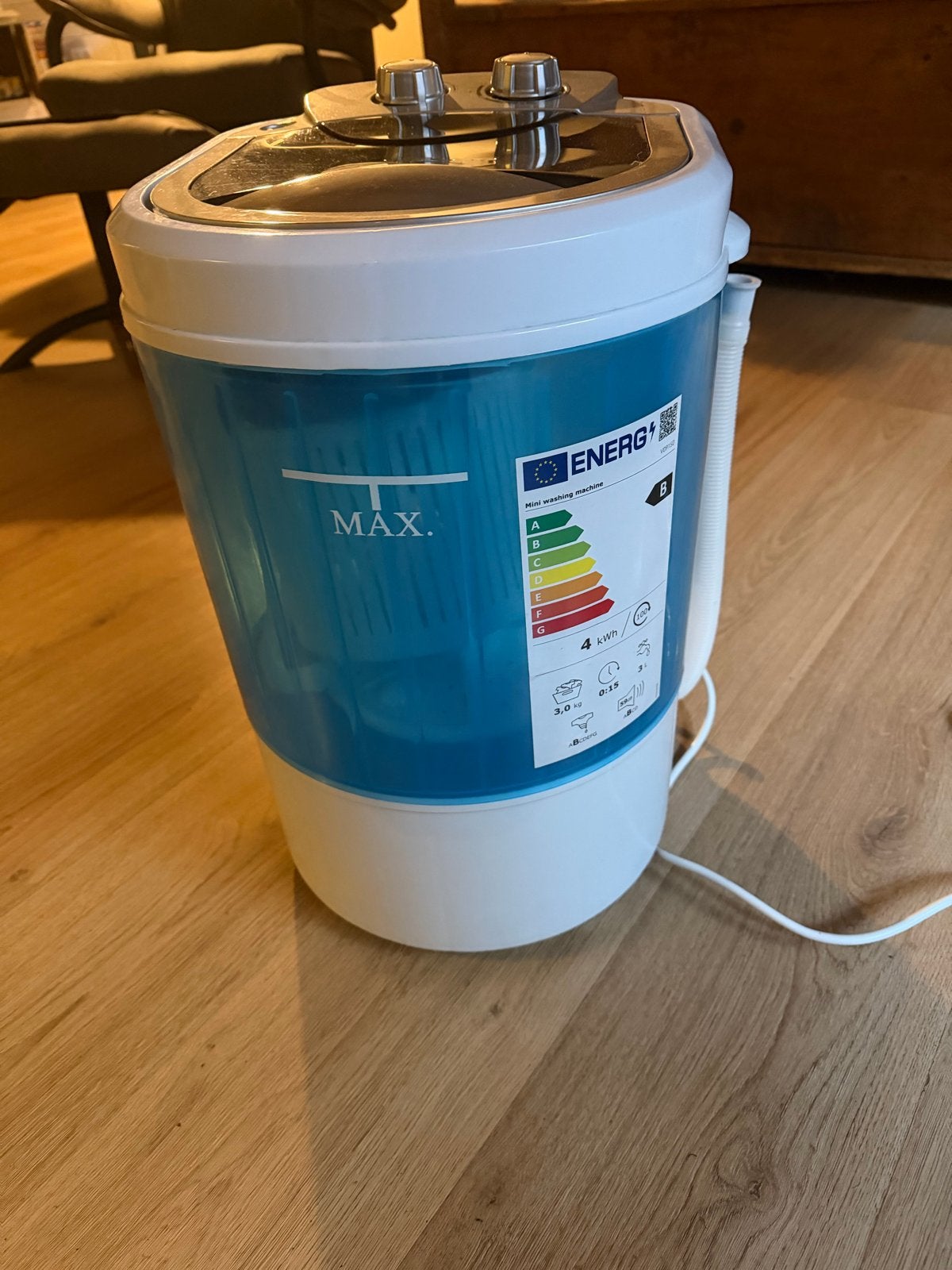 Compacte Mini Wasmachine - Ideaal voor kleine ruimtes, Witgoed en Apparatuur, Ophalen, Minder dan 1200 toeren, Minder dan 85 cm