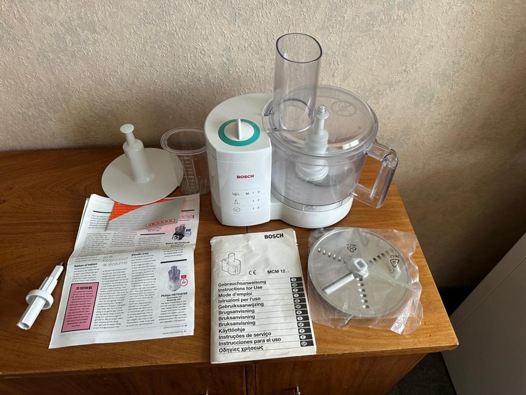 Bosch Keukenmachine MCM 12. - Zo goed als nieuw, 2 tot 3 liter, Ophalen of Verzenden, Zo goed als nieuw, 3 snelheden of meer
