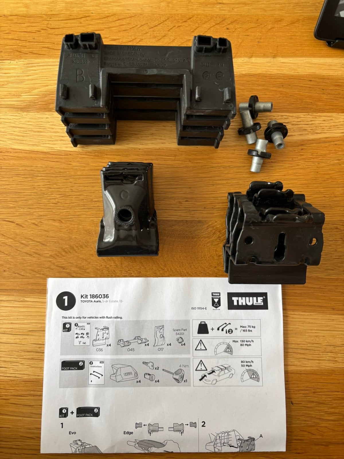 Thule kit 186036, Ophalen of Verzenden, Zo goed als nieuw