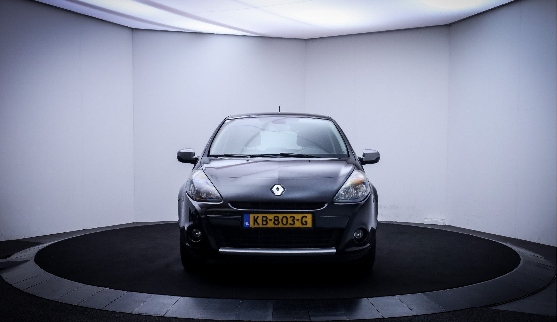 Renault Clio 1.6 Aut. Night & Day NAVI | CLIMA | CRUISE | BL, Auto's, Euro 5, Gebruikt, Zwart, 4 cilinders