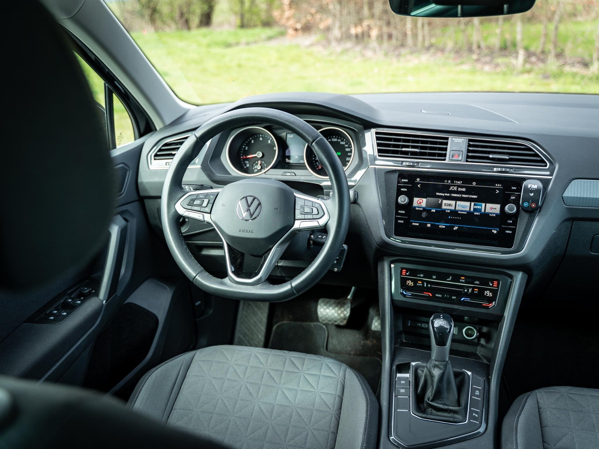 Volkswagen Tiguan 1.5 TSI Elegance // proefrit mogelijk, Auto's, 15 km/l, 4 cilinders, Bedrijf, SUV of Terreinwagen