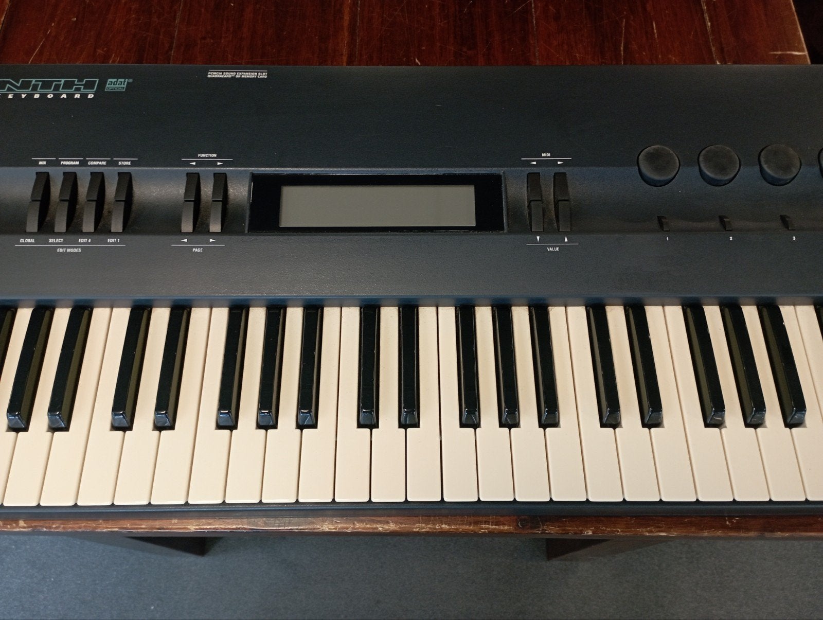 Alesis Quadra Synt., Muziek en Instrumenten, Ophalen, Gebruikt, Overige aantallen, Overige merken