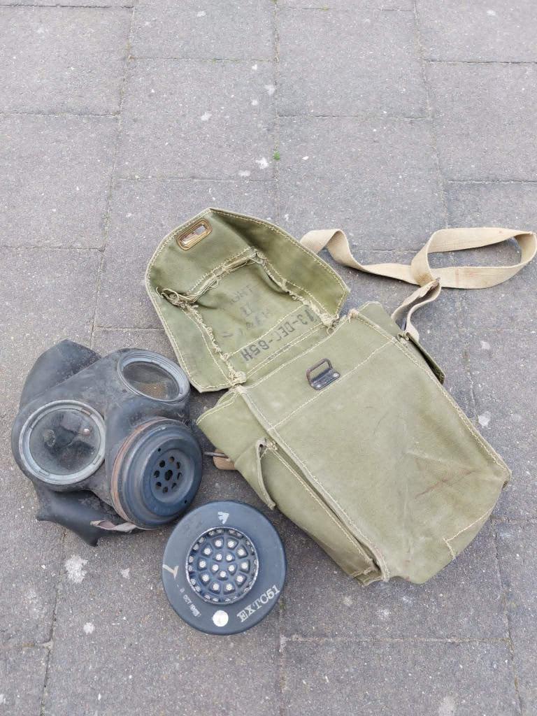 Brits WO2 D-Day MkII Lightweight gasmask met tas, Verzamelen, Militaria | Tweede Wereldoorlog, Ophalen of Verzenden, Landmacht