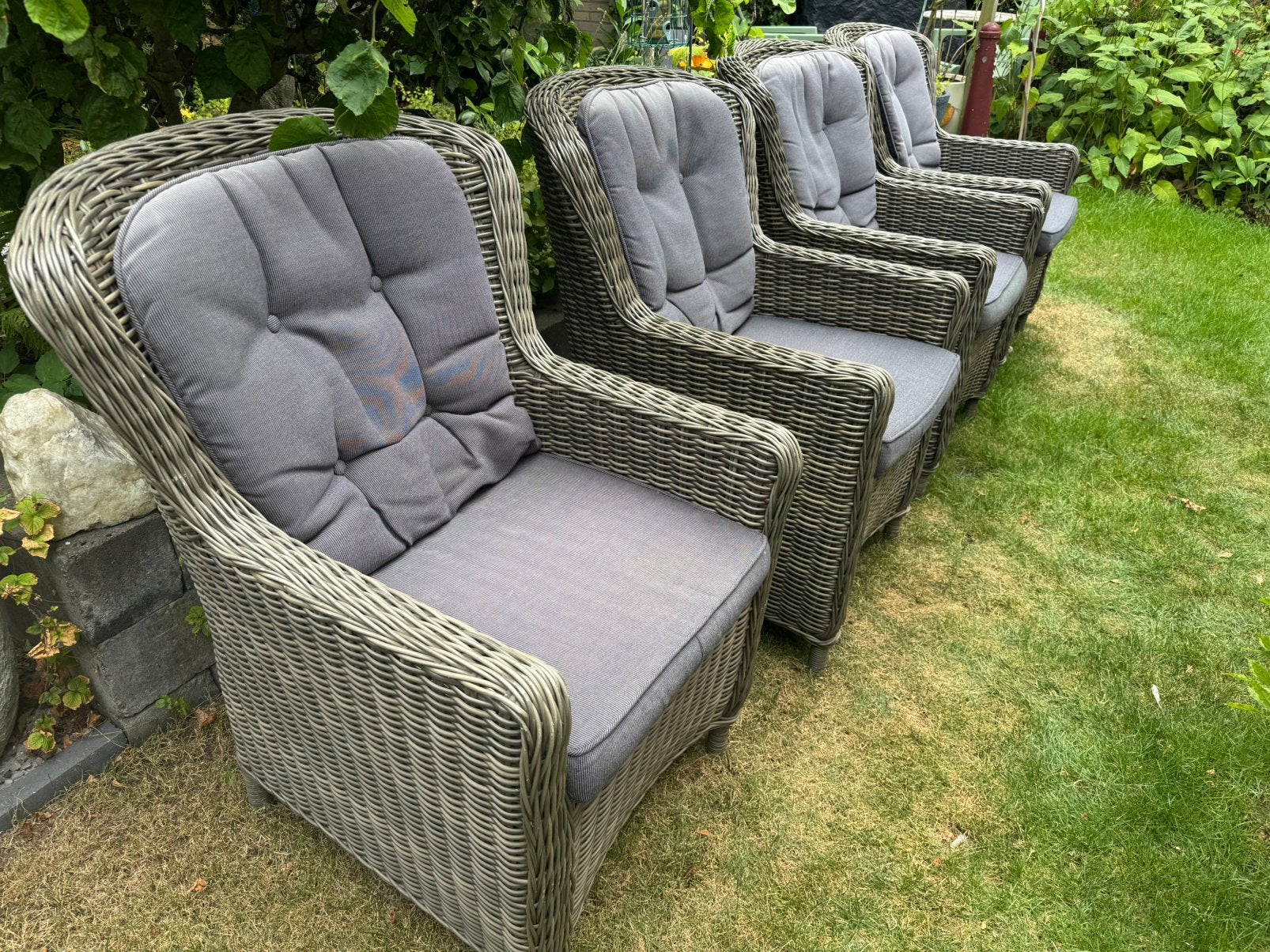 4 Tuinstoelen (wicker), Tuin en Terras, Tuinsets en Loungesets, Ophalen, 4 zitplaatsen, Kunststof, Gebruikt
