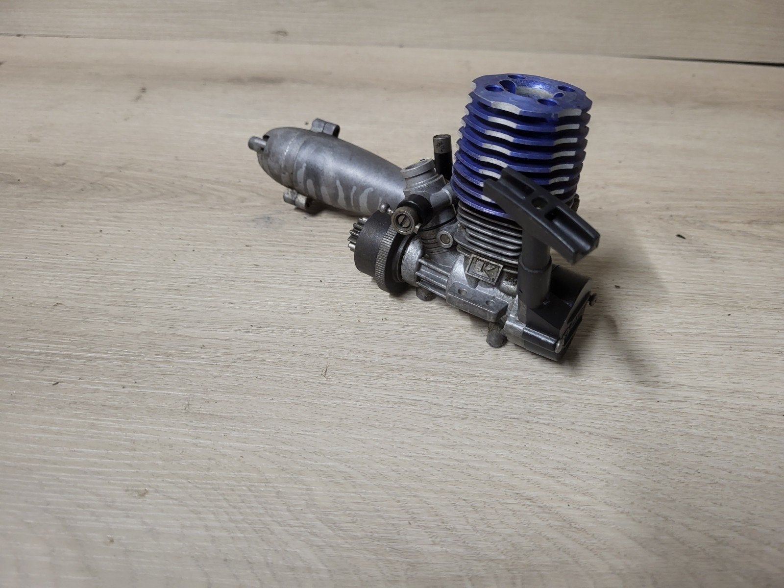Kyosho gxr 15 nitro motortje, Hobby en Vrije tijd, Ophalen of Verzenden, Zo goed als nieuw, Nitro