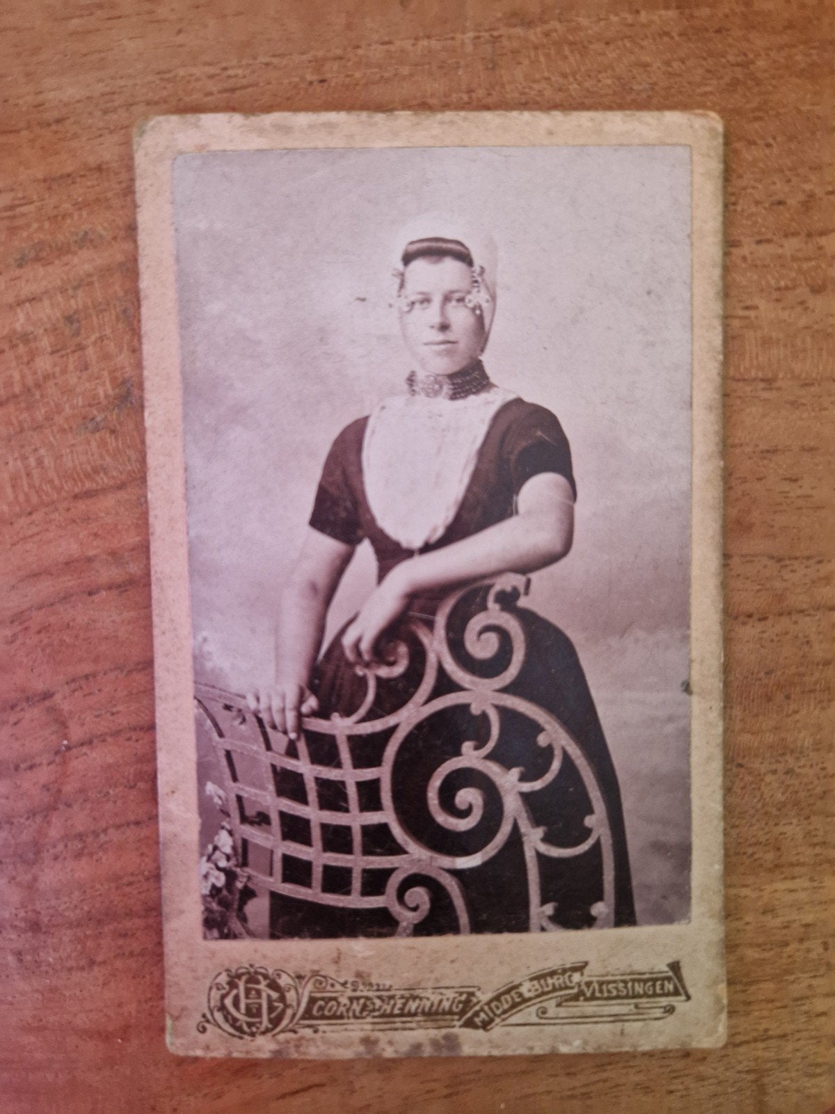 CDV No 38 foto zeeuwse dracht vrouw, Verzenden, Overige landen