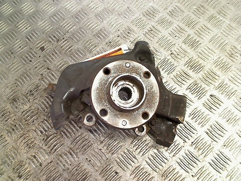 Fusee Links Voor Alfa Romeo MiTo (955) (2008-09/2013-08), Stellantis Europe S.p.A, Gebruikt, IPC D1-09 Bahnhofsplatz, Rüsselsheim am Main 65423, , Duitsland