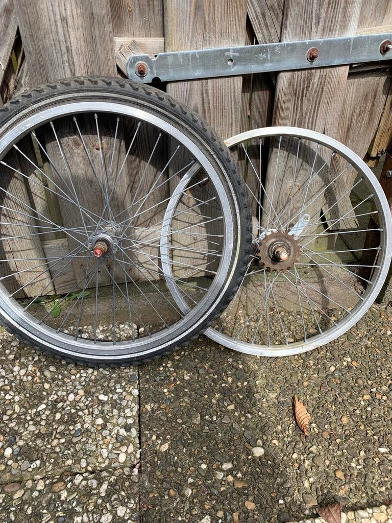 Fiets wielen/banden 16“ en 28“, Ophalen, Gebruikt