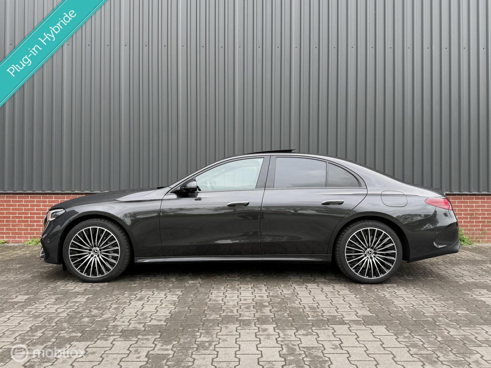 Mercedes E-klasse E300 de 4MATIC AMG Line Pano Burmester 4D, Auto's, Automaat, 4 cilinders, Plug-in hybride, Bedrijf