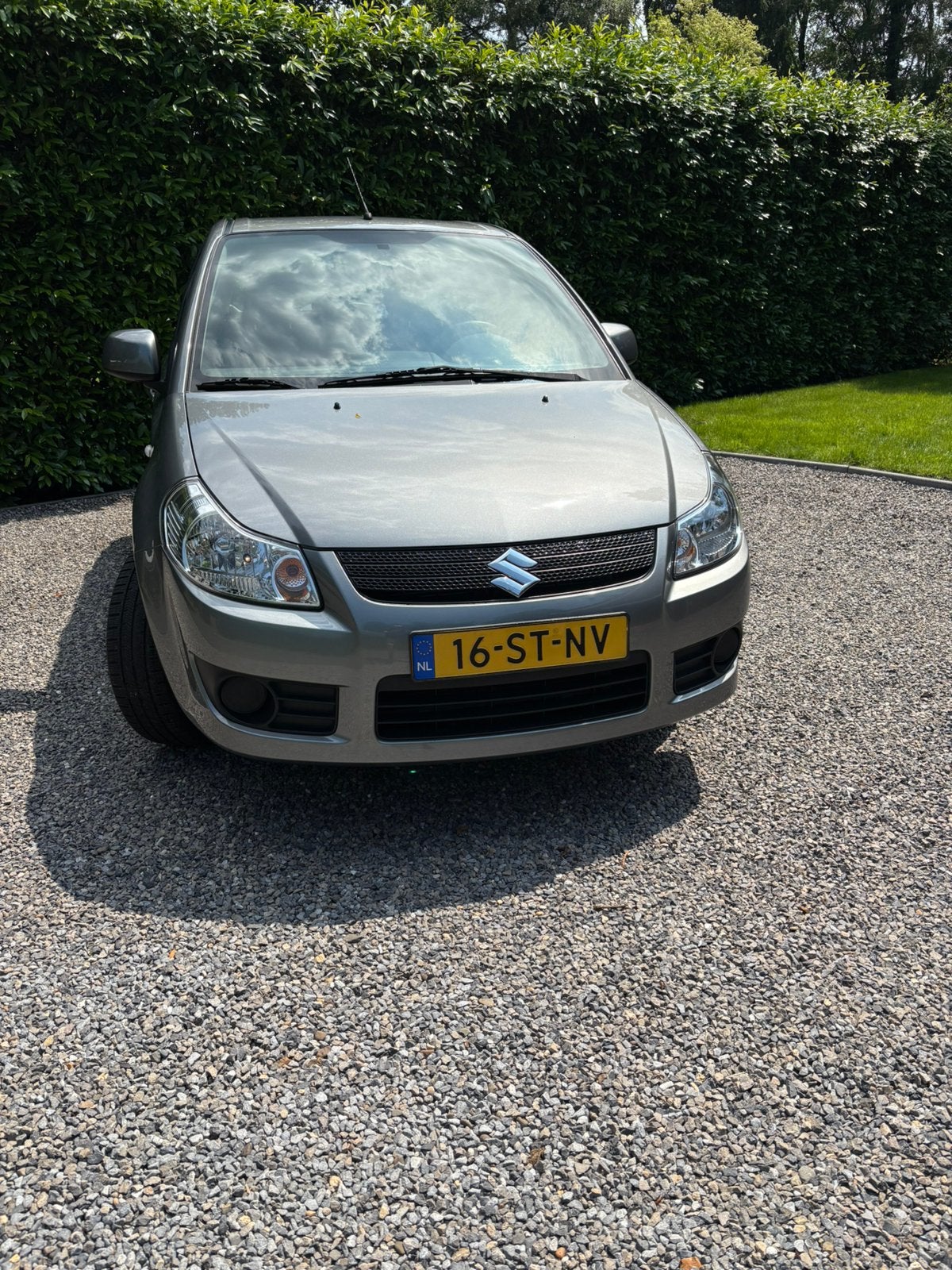 Suzuki SX4 1.6 2006 Grijs, Auto's, Voorwielaandrijving, Zwart, 4 cilinders, 49 €/maand