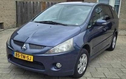 Mitsubishi Grandis 2.4 Mivec 7 AUT 2006 Blauw, Stof, Blauw, 7 stoelen, 93 €/maand