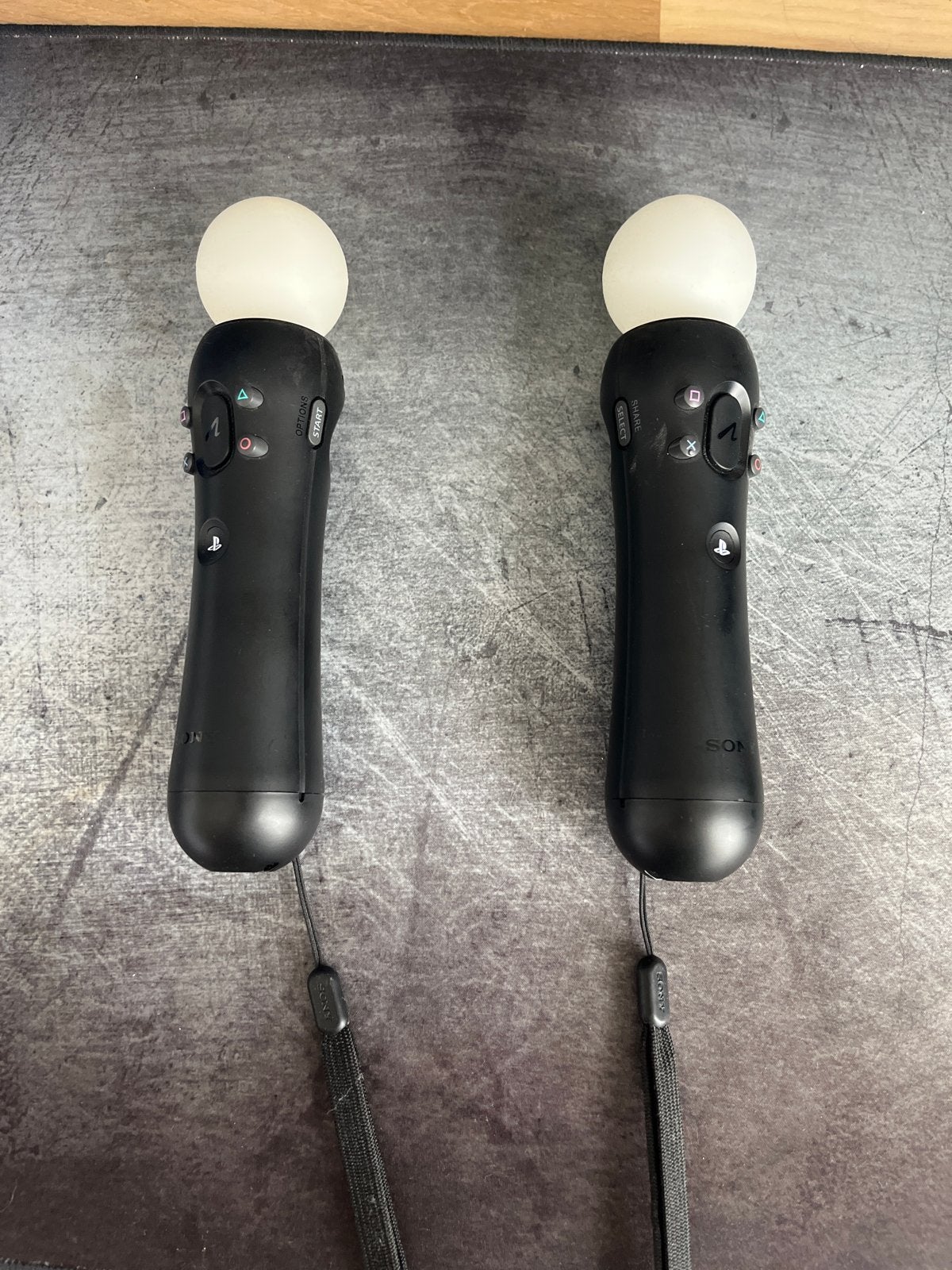 Sony PlayStation Move Motion Controllers (2 stuks), Spelcomputers en Games, Ophalen, Gebruikt, Controller, PlayStation 3