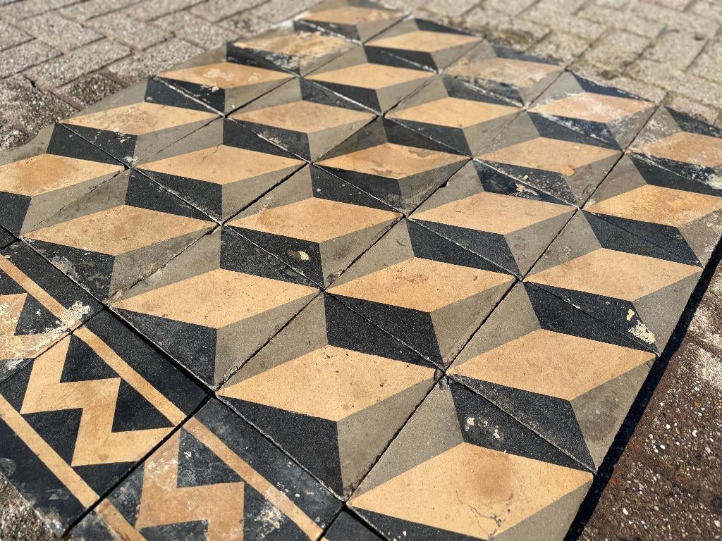 20m2 antieke Escher tegels 20x20x2.5cm., Gebruikt, Overige typen, Info@walstra.nl, Ophalen of Verzenden