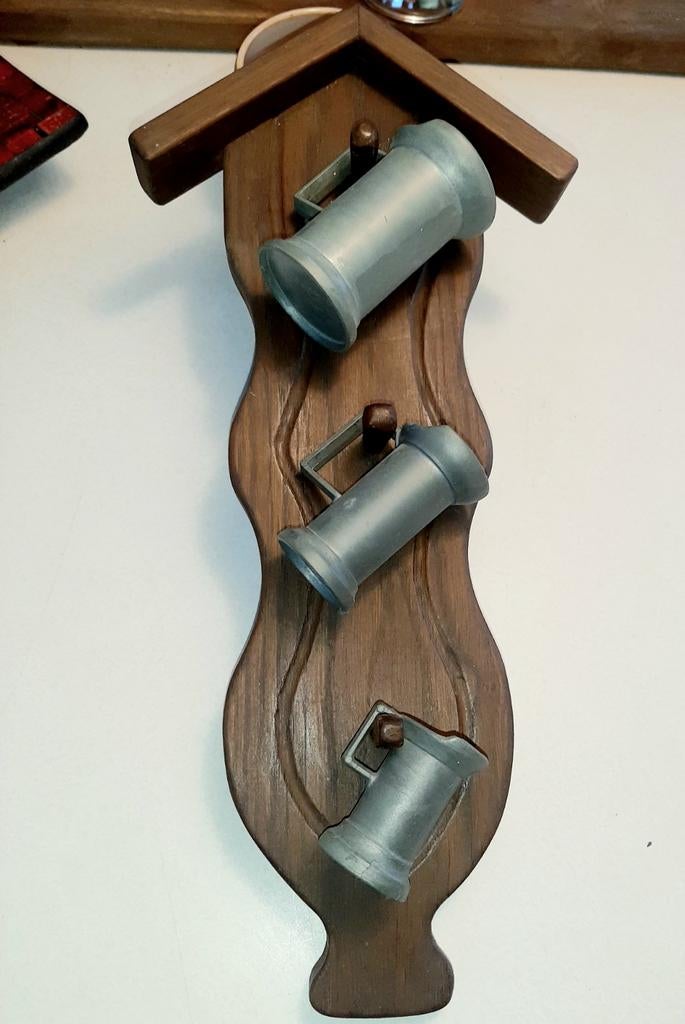 Tin maatbeker set ,met eiken display., Ophalen