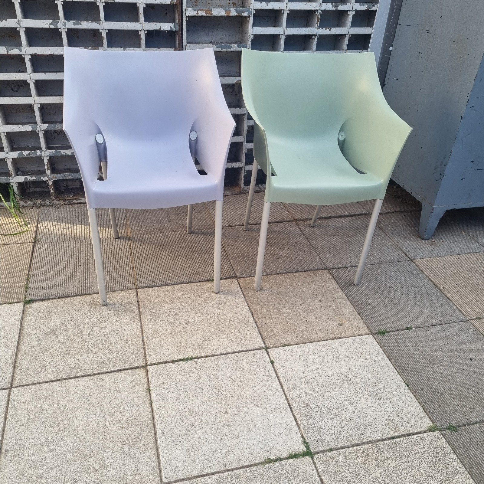 2 dr. No stoelen  van Kartell van Phillippe Starck, Huis en Inrichting, Stoelen, Ophalen, Gebruikt, Twee