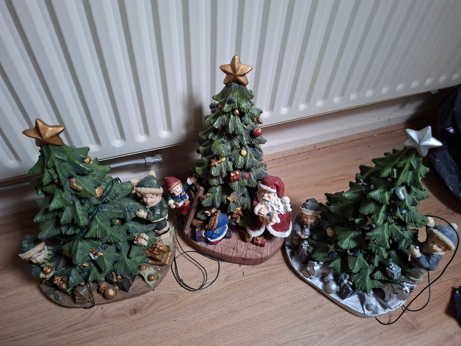 KERSTBOMEN MET VERLICHTING, Ophalen