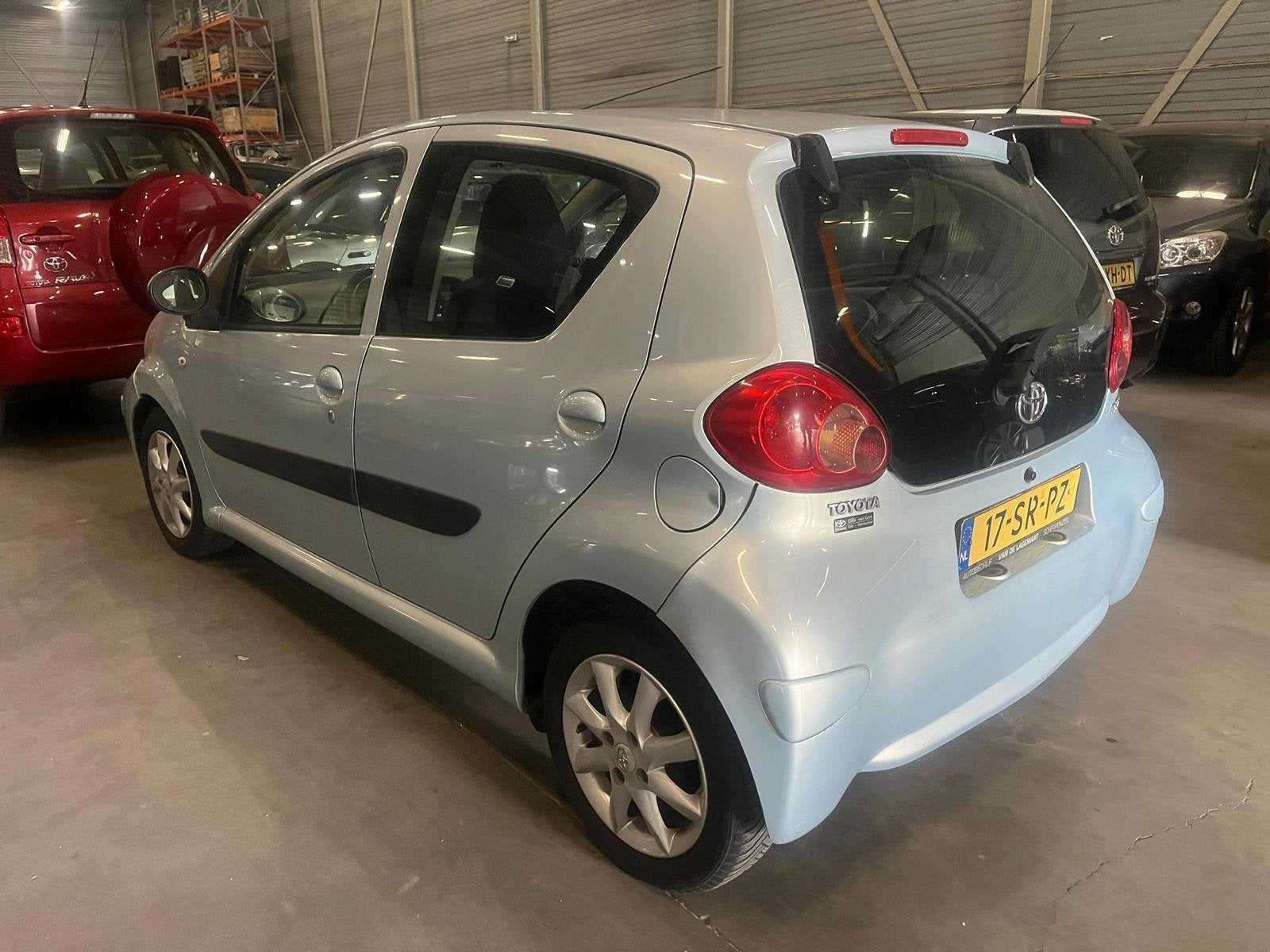 Toyota Aygo 1.4 D + AIRCO/NAP, Voorwielaandrijving, Stof, 1398 cc, 4 cilinders