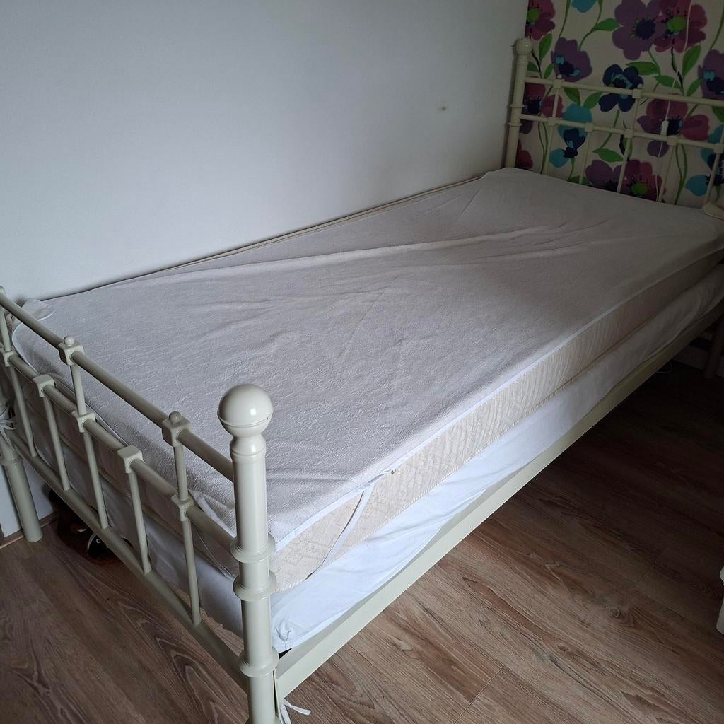 1-persoons bed, Ophalen, Gebruikt, 90 cm, Eenpersoons