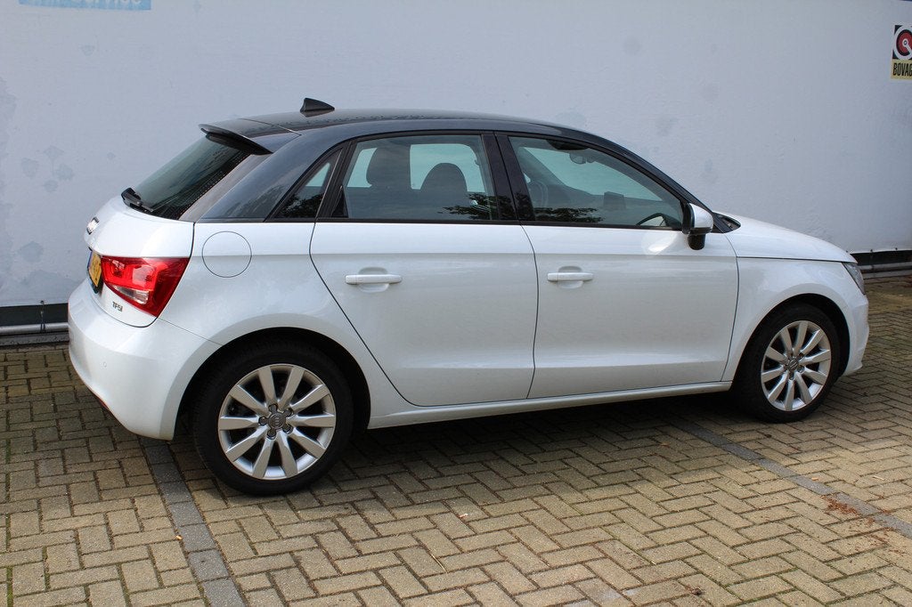Audi A1 Sportback 1.4 TFSI Ambition Pro Line Business 123Pk, Auto's, Audi, Voorwielaandrijving, Euro 5, Stof, Zwart