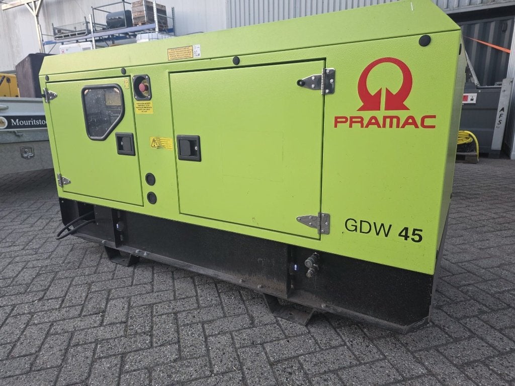 Pramac GDW45 Diesel Aggregaat - Slechts 12 Draaiuren, Ophalen, Dieselolie, Geluidgedempt, Zo goed als nieuw