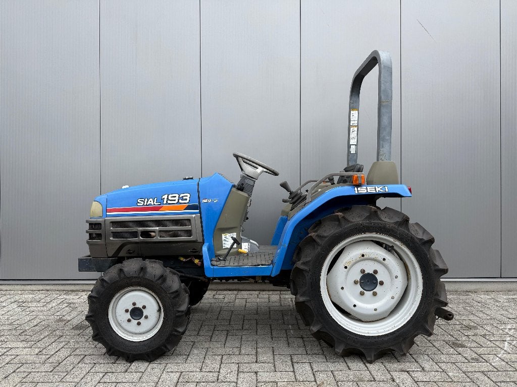Iseki Sial 193 minitrekker - 23pk - 4wd - stuurbekrachtiging, Zakelijke goederen, Agrarisch | Tractoren, Gebruikt, Tot 2500, Tot 80 Pk