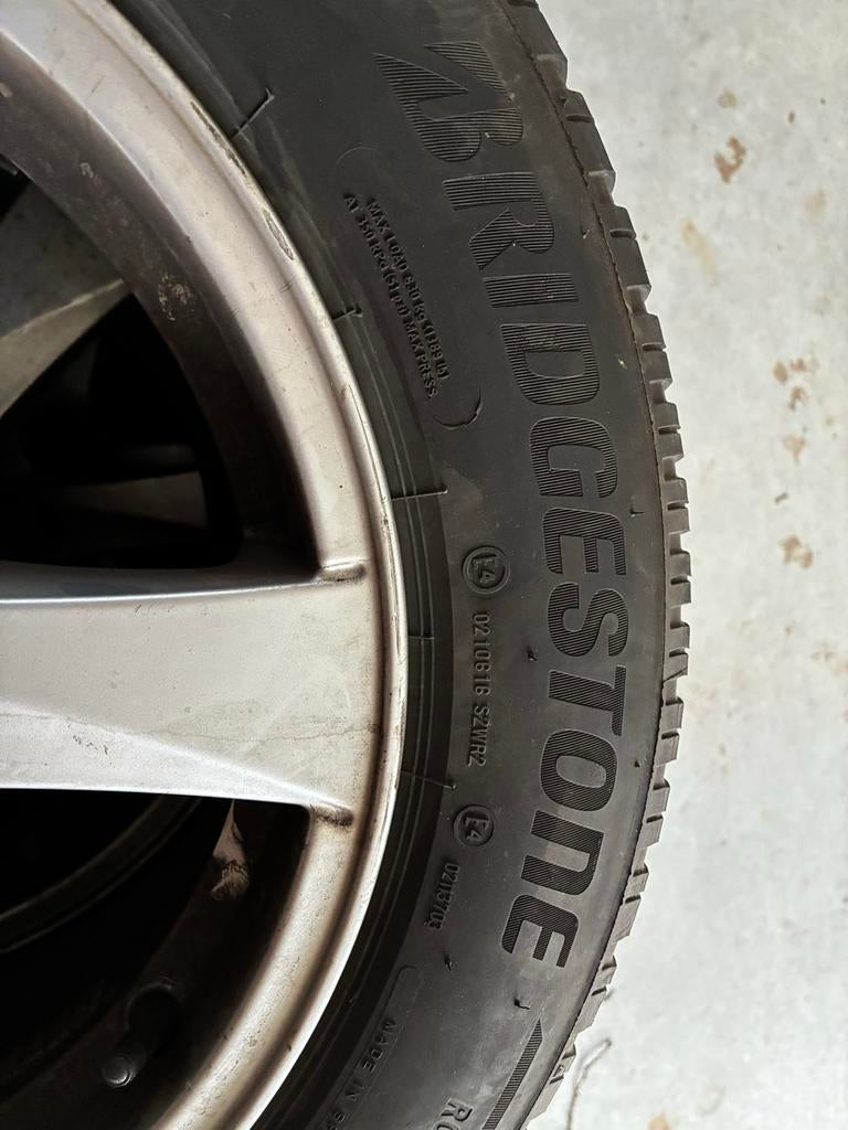 Volvo velgen met Bridgestone winterbanden, Auto-onderdelen, Klein materiaal, Volvo, Gebruikt, Ophalen
