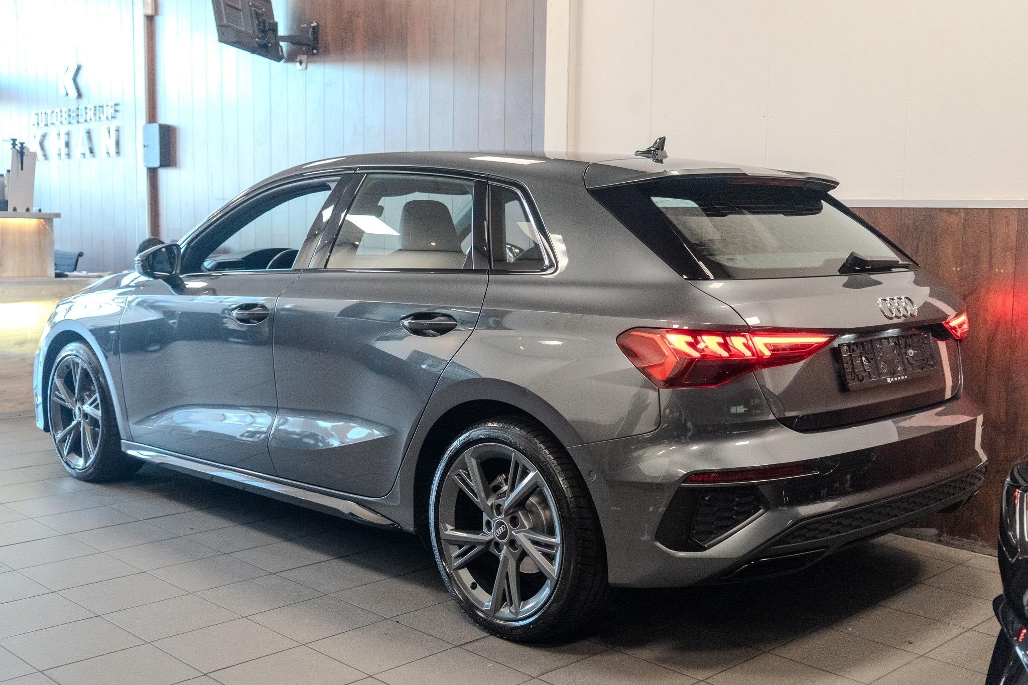 Audi A3 Sportback 30 TFSI S-Line 3x S-line|Cruise|Digital Da, Stof, Gebruikt, Origineel Nederlands, 19 km/l