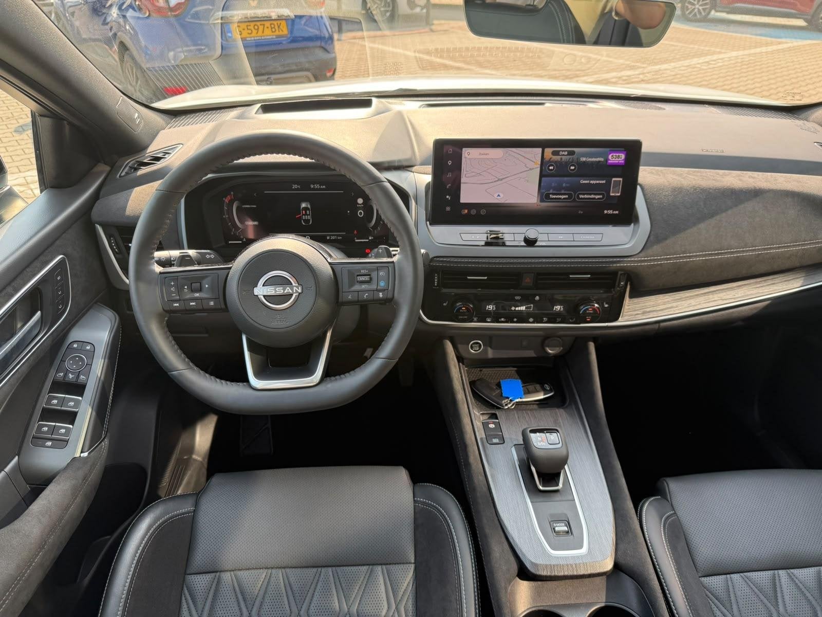Nissan Qashqai 1.3 MHEV Xtronic Tekna Plus *Panoramadak & AC, Auto's, Nissan, 12 maanden, Automatische klimaatregeling, Euro 6