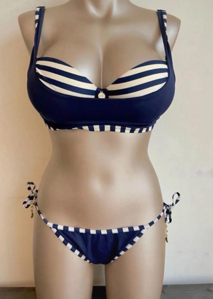 Marlies Dekkers bikini 75f marine met 2 broekjes en bedels, Ophalen of Verzenden, Gedragen, Blauw, Bikini