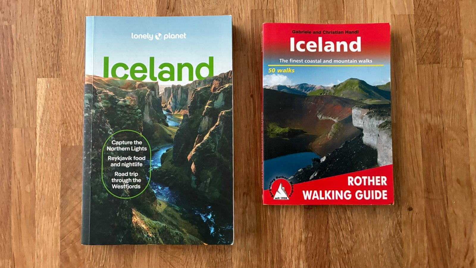 Lonely planet reisgids IJsland, plus wandelgids, Boeken, Ophalen of Verzenden, Europa, Reisgids of -boek